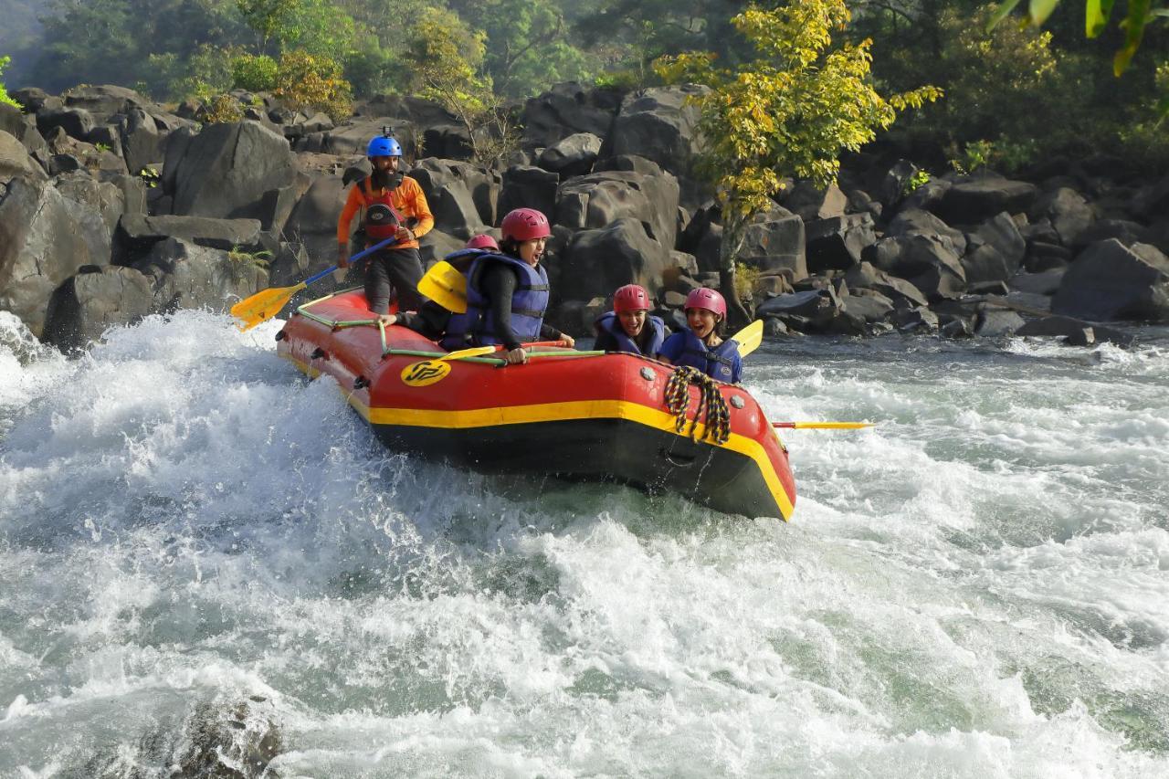 Whistling Woodzs Resort Dandeli Kültér fotó